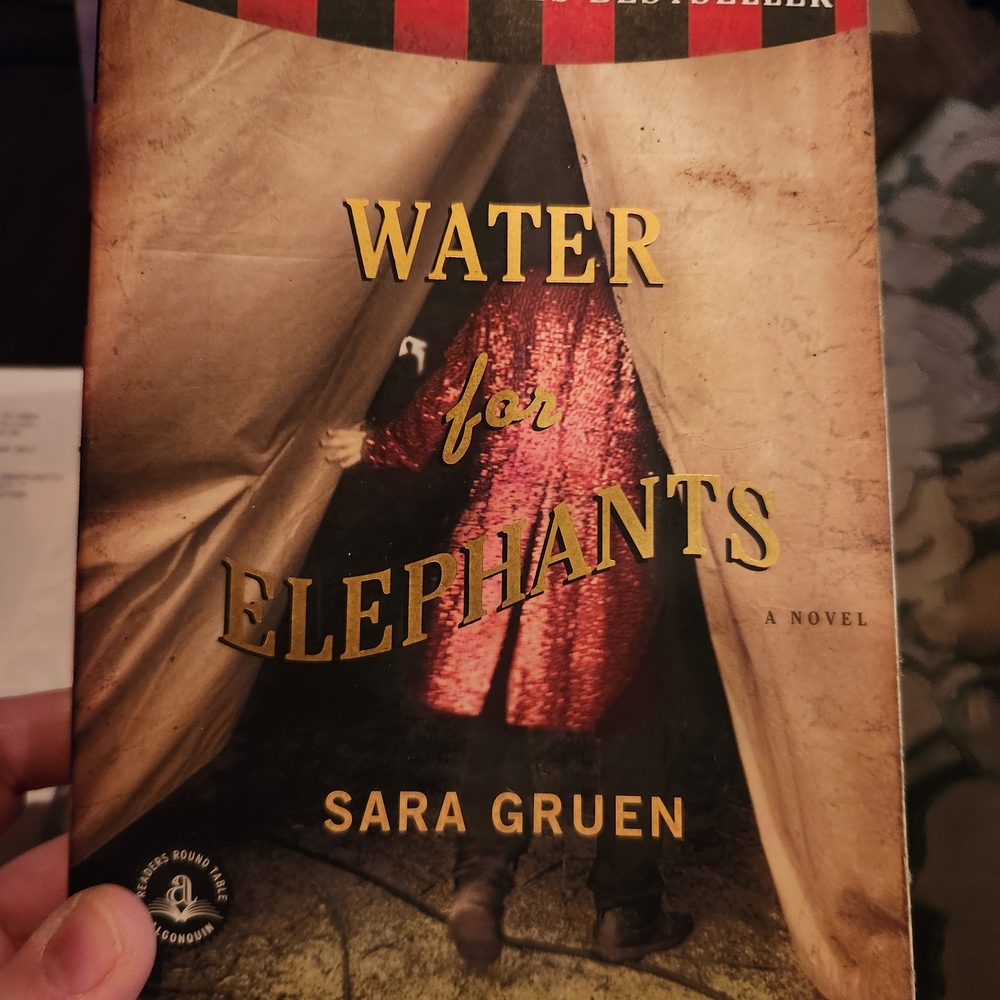 Water for Elephants by - Red and Black Cover